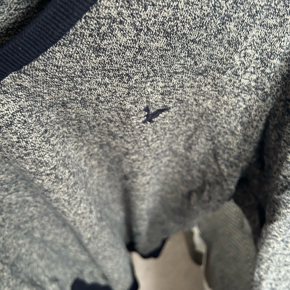 AMERICAN EAGLE sweater. - Picture 9 of 10